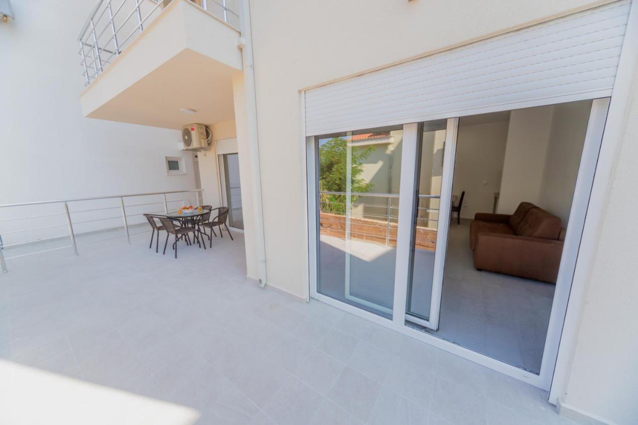 Grejm Lux Family Apartments Petrovac 外观 照片