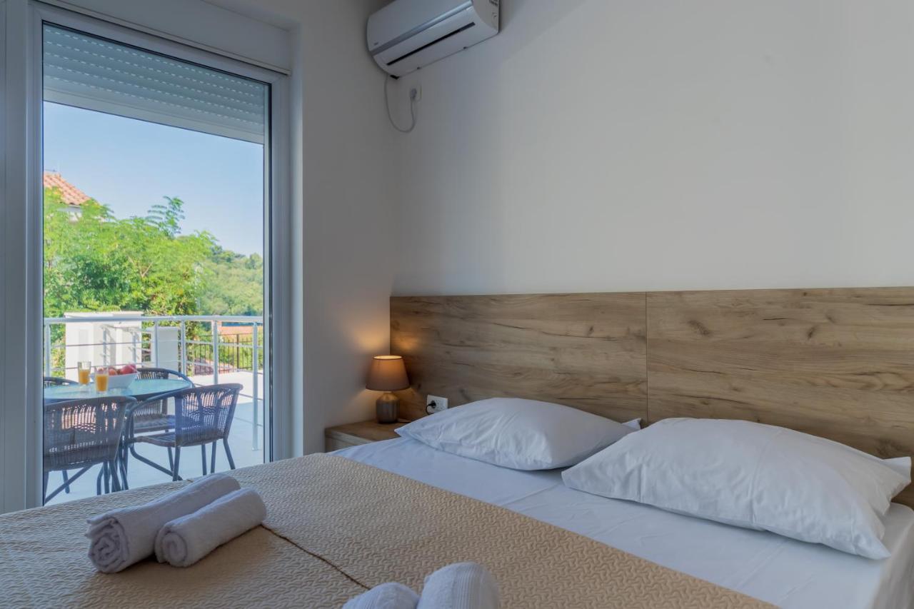 Grejm Lux Family Apartments Petrovac 外观 照片