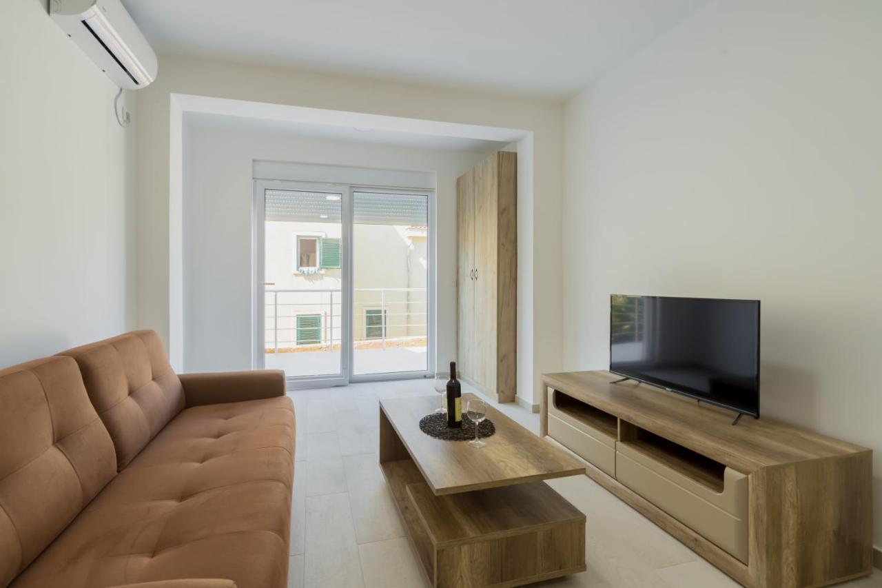 Grejm Lux Family Apartments Petrovac 外观 照片
